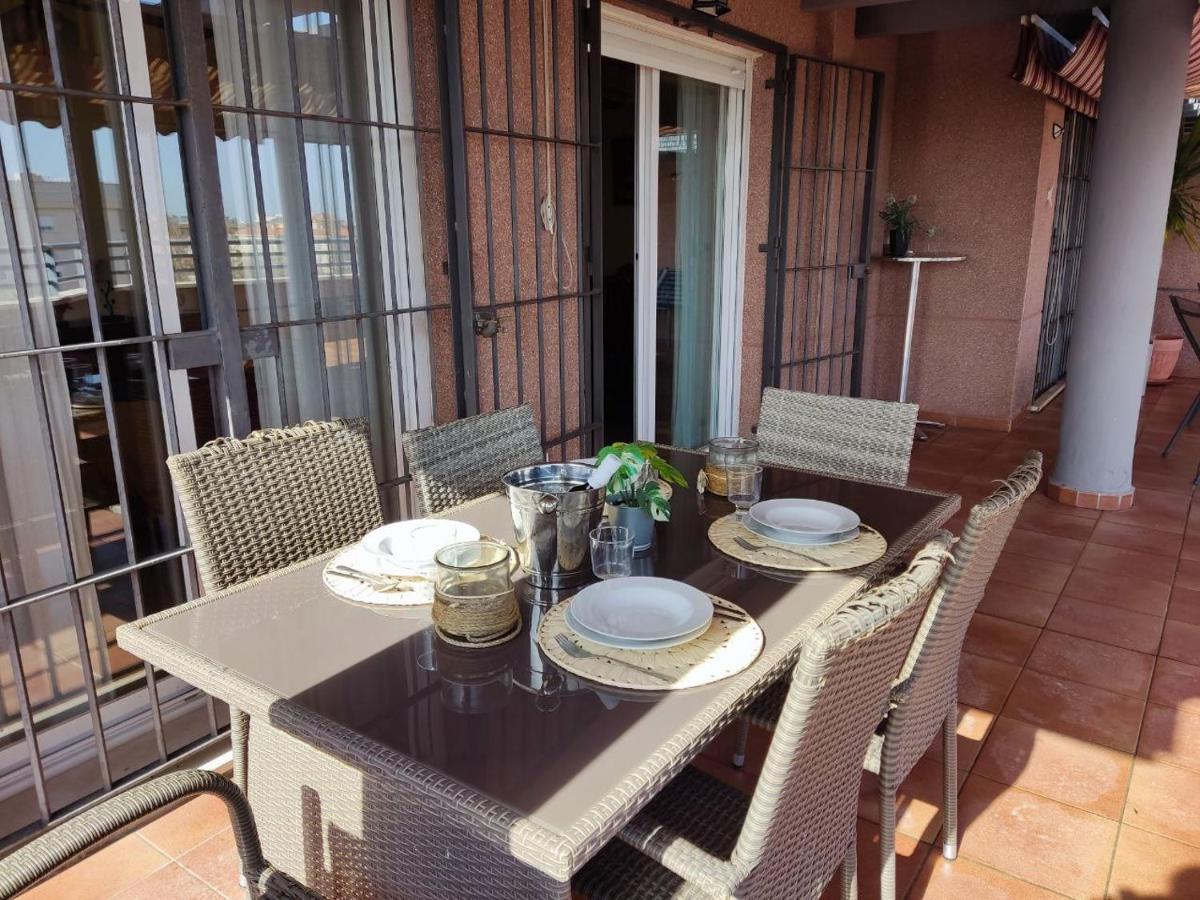 Apartament Atico Terraza 65m. Playa, Piscina, A/c, Wifi