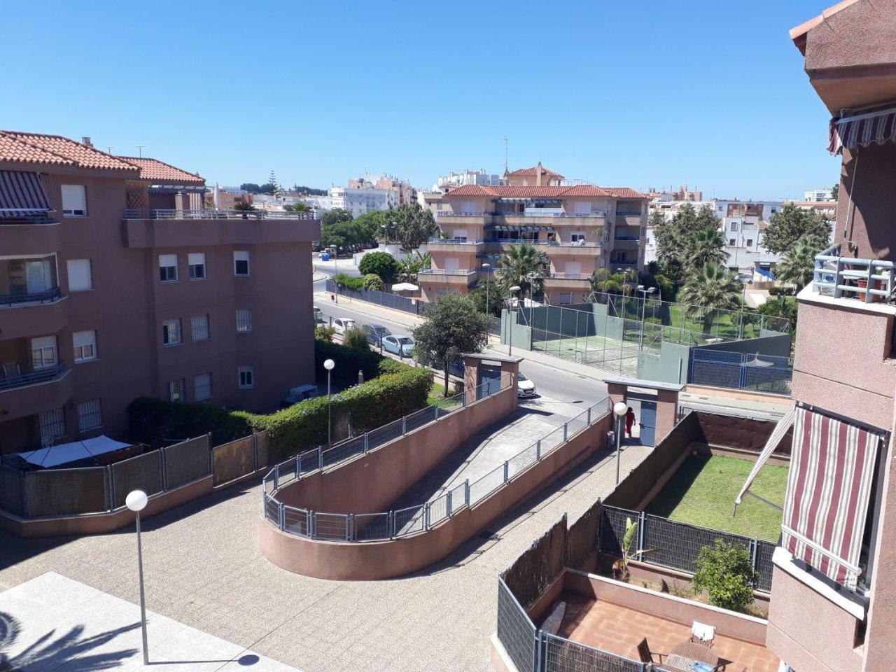 Appartamento ático Terraza 65m. Playa, Piscina, A/c, Wifi Sanlúcar de Barrameda