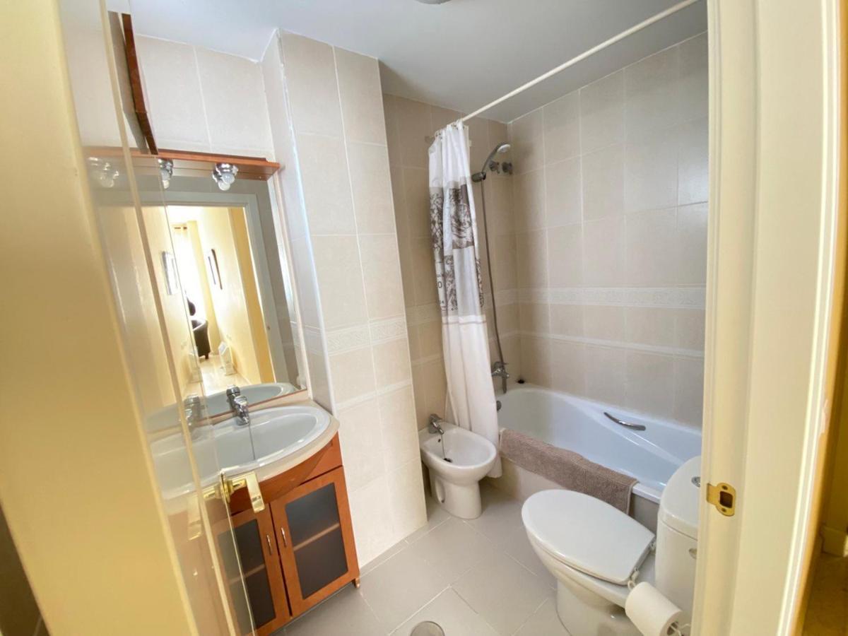 Atico Terraza 65m. Playa, Piscina, A/c, Wifi *
