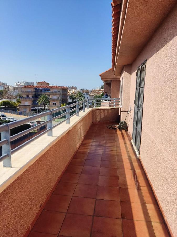Atico Terraza 65m. Playa, Piscina, A/c, Wifi