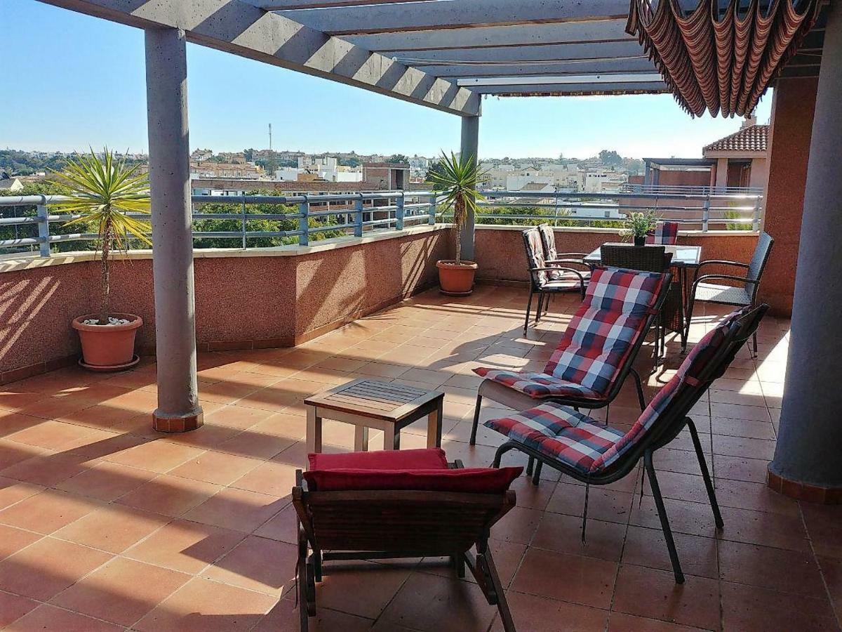Apartment Atico Terraza 65m. Playa, Piscina, A/c, Wifi *